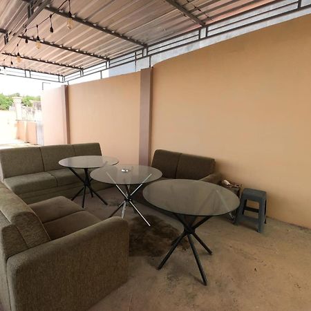 סורונג Innbox Hostel מראה חיצוני תמונה
