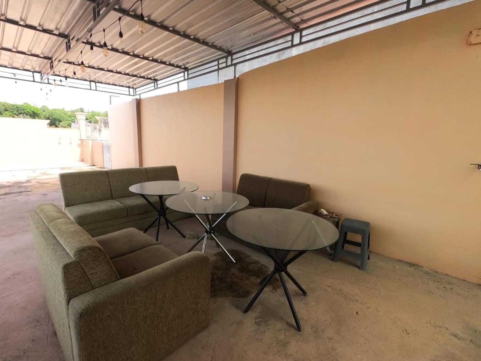סורונג Innbox Hostel מראה חיצוני תמונה