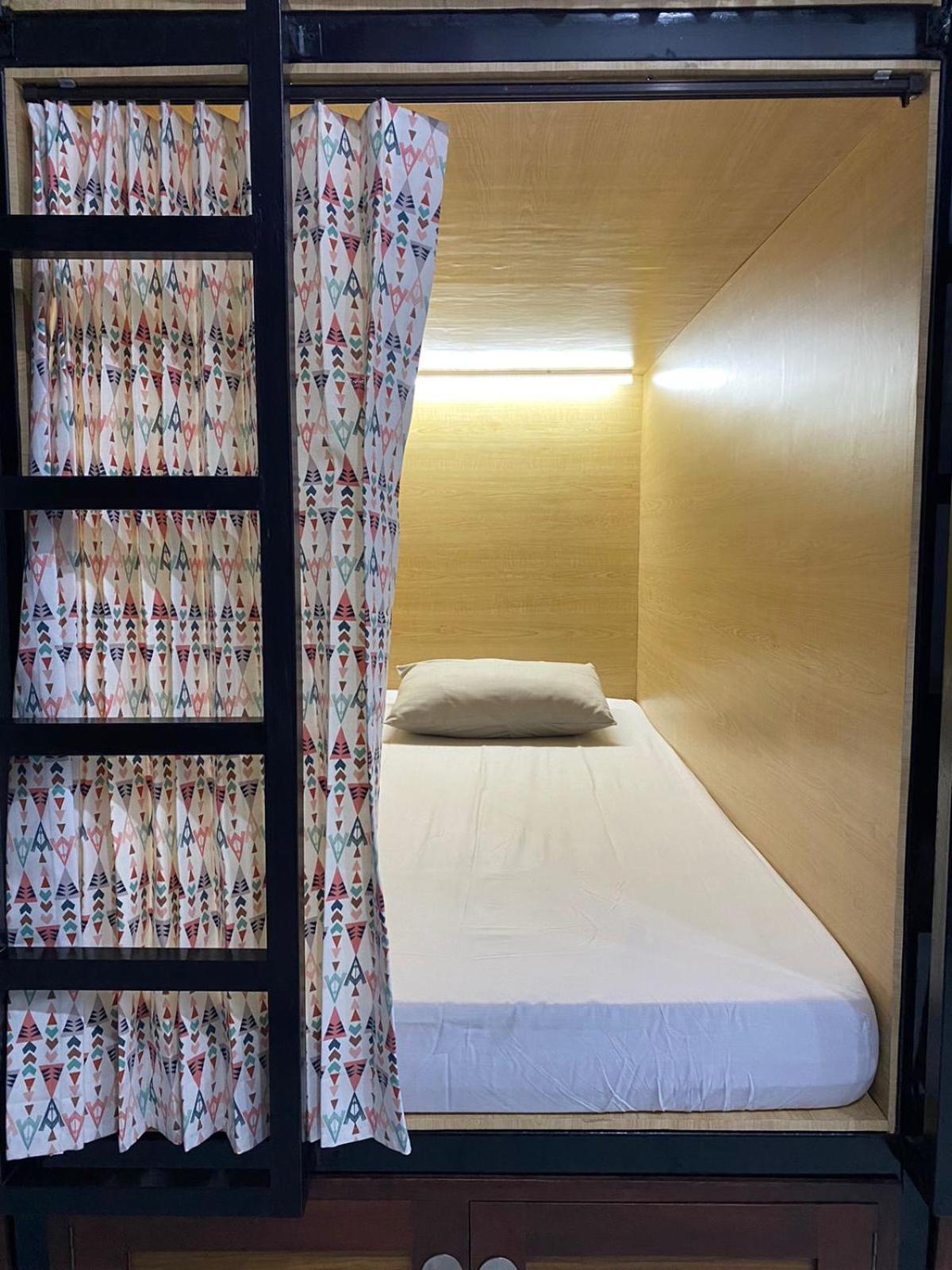 סורונג Innbox Hostel מראה חיצוני תמונה